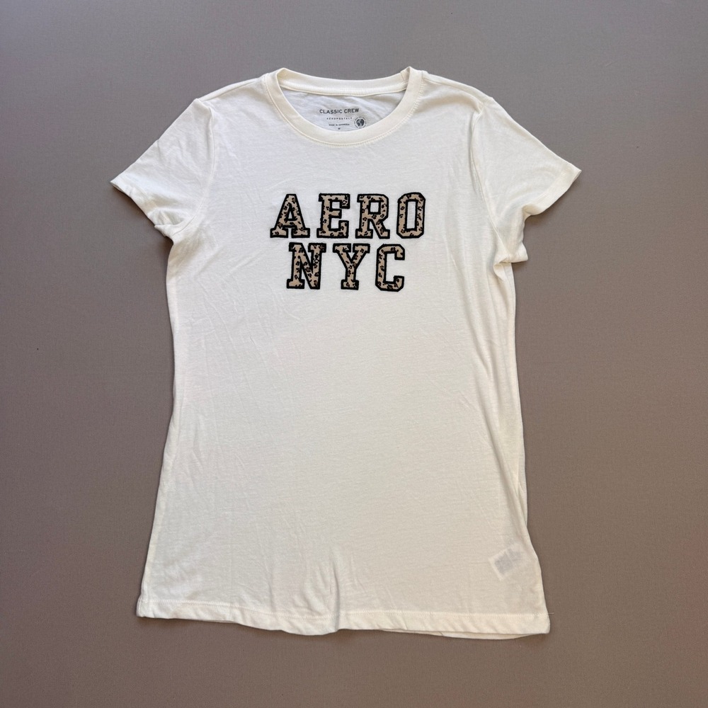 Aeropostale Aero NYC Leopard Print Graphic T-Shirt White Y2K Fit Medium